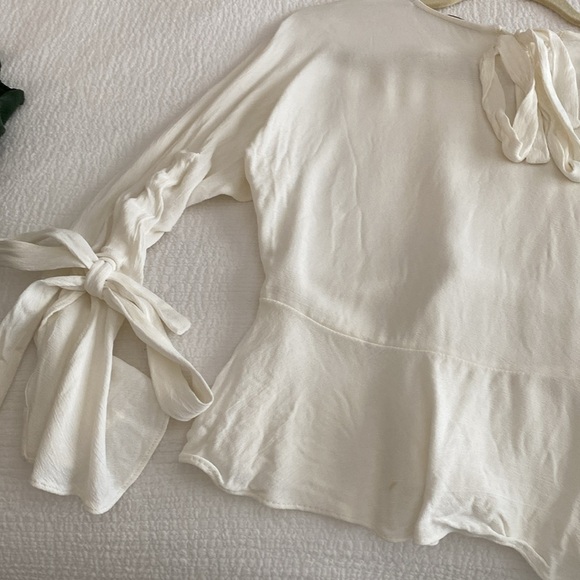 Zara Flowy Top - Picture 3 of 5